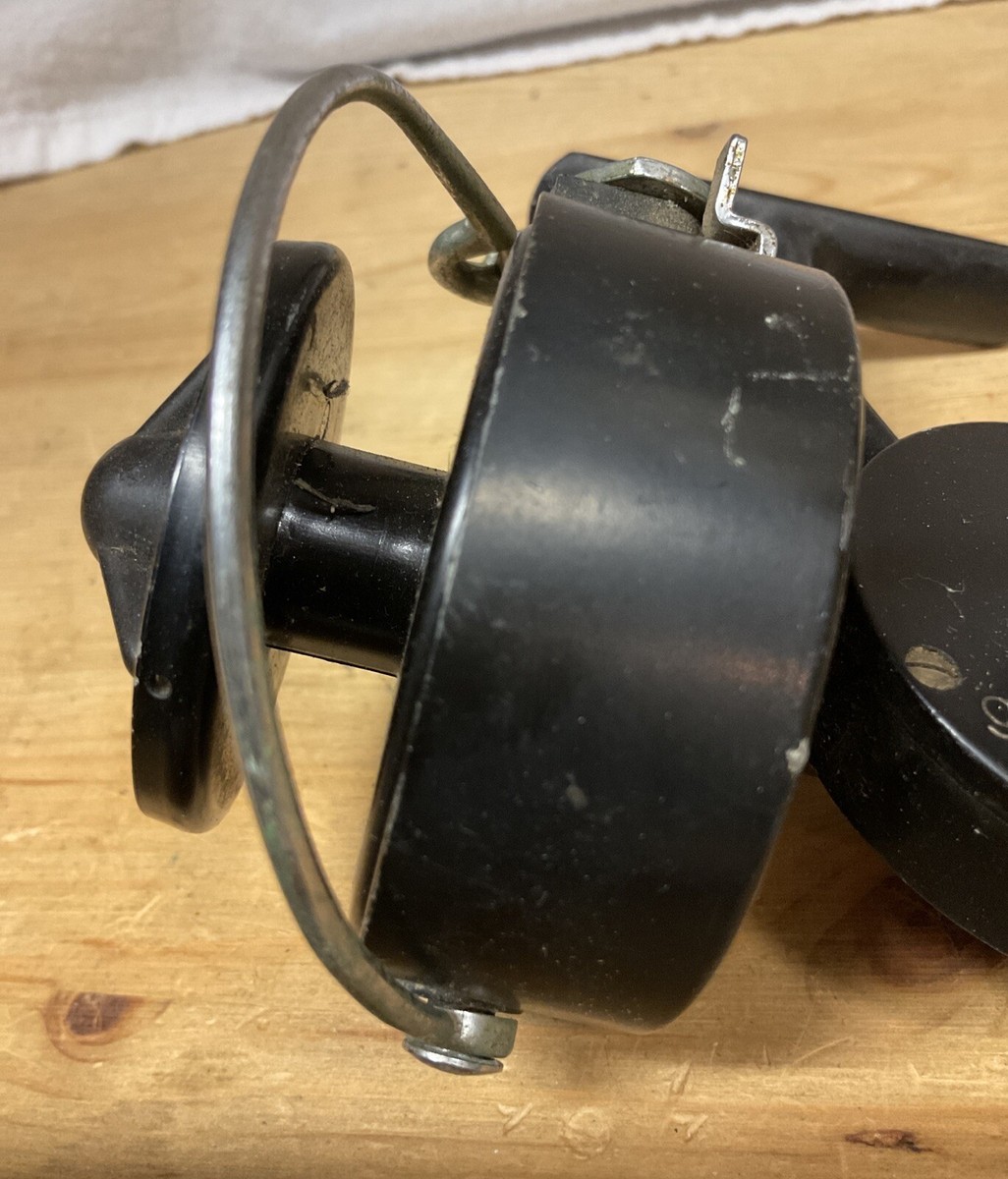 Vintage 1960s Garcia Mitchell 304 Spinning Fishing Reel (made in