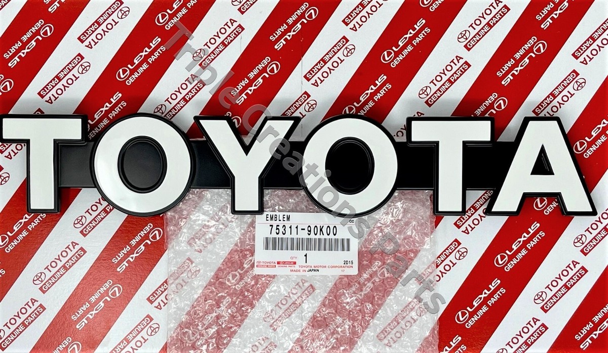 1985-1987 Toyota Land Cruiser BJ70 Front Grille Panel Emblem