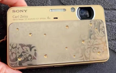 SONY Cyber Shot DSC-T99D 14.1MP CCD Vintage Digital Camera