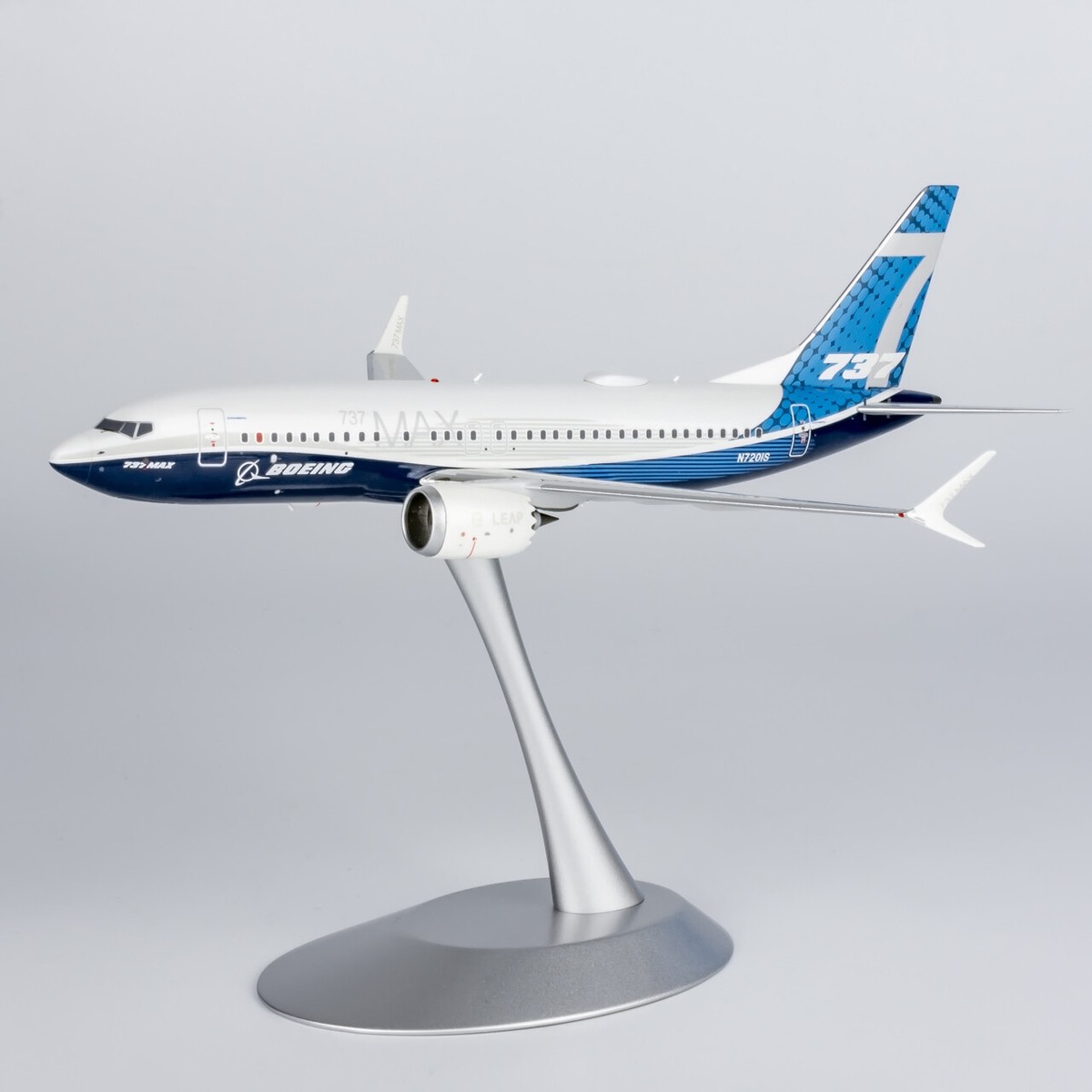 1:200 NG Model BOEING 737 MAX 7 Passenger Aircraft Plane Diecast