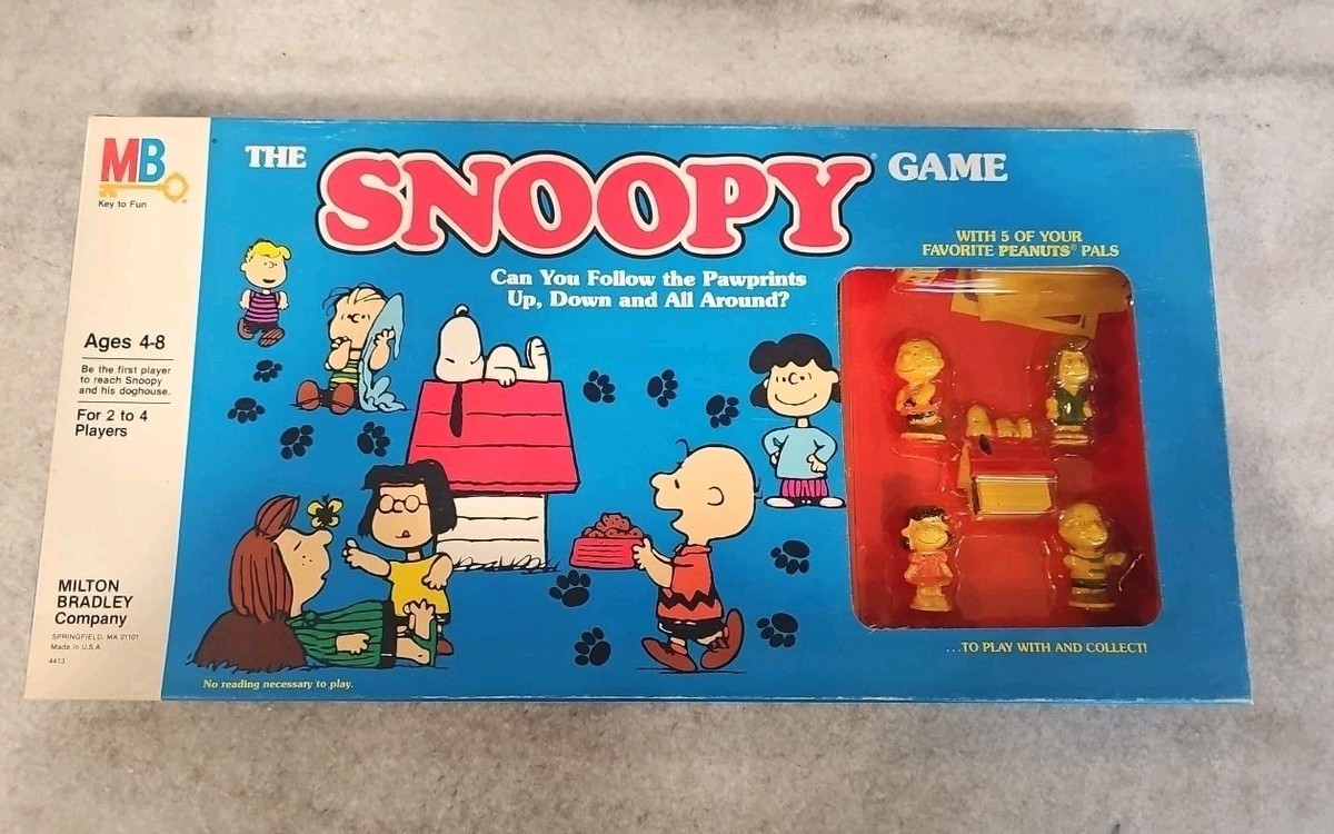 VINTAGE SNOOPY BOARD GAME 