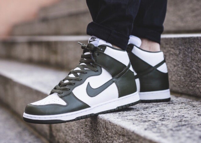 Nike Dunk High - Pandas Mens Size 8.5 White And Black ( DD1869-103