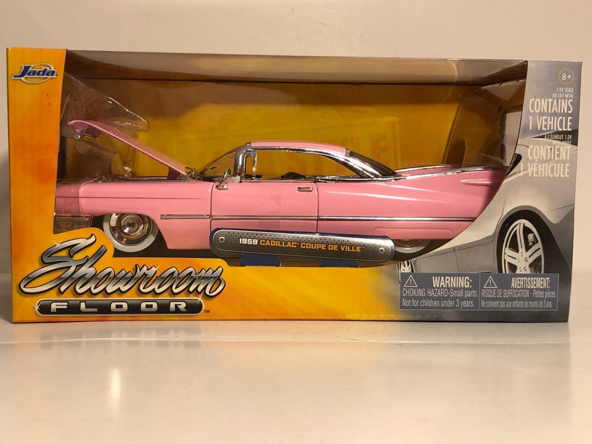 JADA SHOWROOM FLOOR 1959 CADILLAC COUPE DEVILLE PINK 1:24 DIECAST