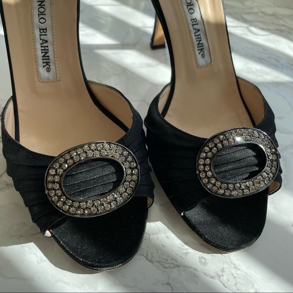 MANOLO BLAHNIK Signed RARE Collectors Item D'Orsay Black Jeweled