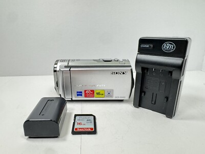 Sony Handycam DCR-SX63 16GB Memory 60x Optical Zoom Digital