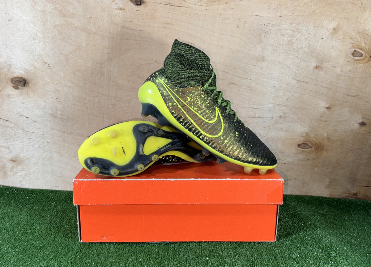 Nike Magista Obra FG 641322-371 Elite Green boots Cleats mens