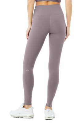 Alo Yoga 7/8 High-Waist Airbrush Legging - Purple Dusk - Purple