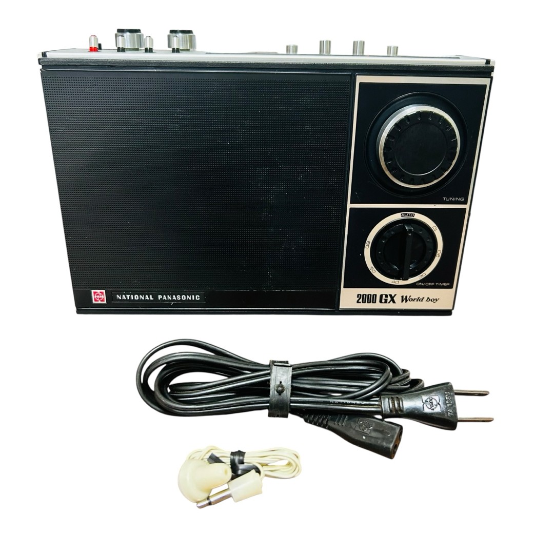 National RF-868 2000GX World Boy Radio Vintage Multiband Working