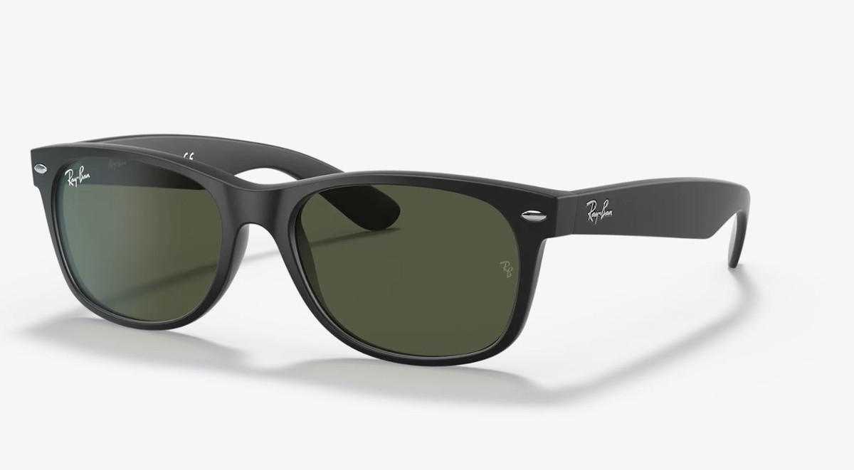Ray-Ban New Wayfarer Black Rubber/G-15 Green 58 mm Sunglasses
