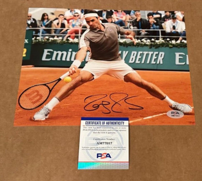 ROGER FEDERER SIGNED 8X10 TENNIS PHOTO PSA/DNA COA HAND SIGNED