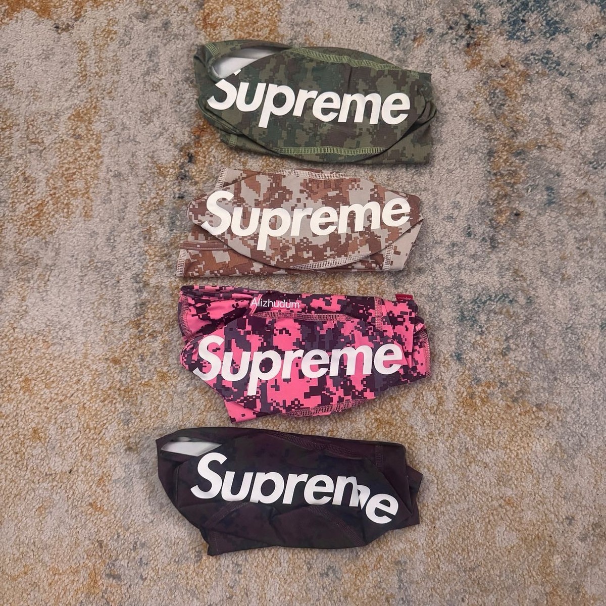 SUPREME FW25 HEAT REACTIVE DIGI CAMO BALACLAVA SKI MASK BLACK PINK