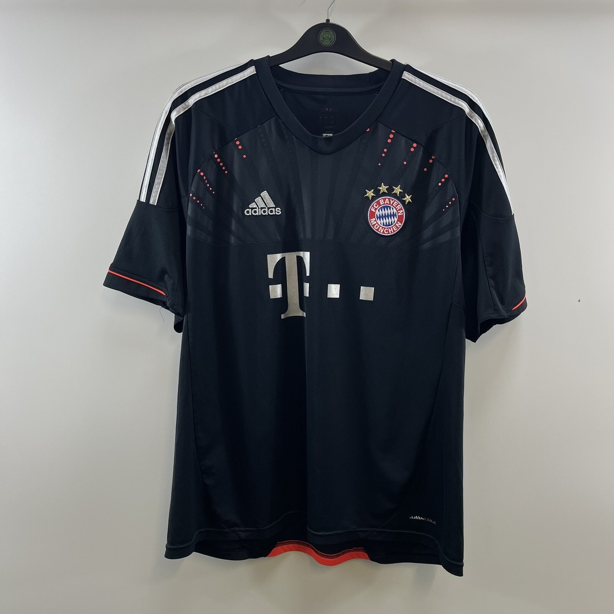 Bayern Munich Third Football Shirt 2012/13 Adults XL Adidas B845