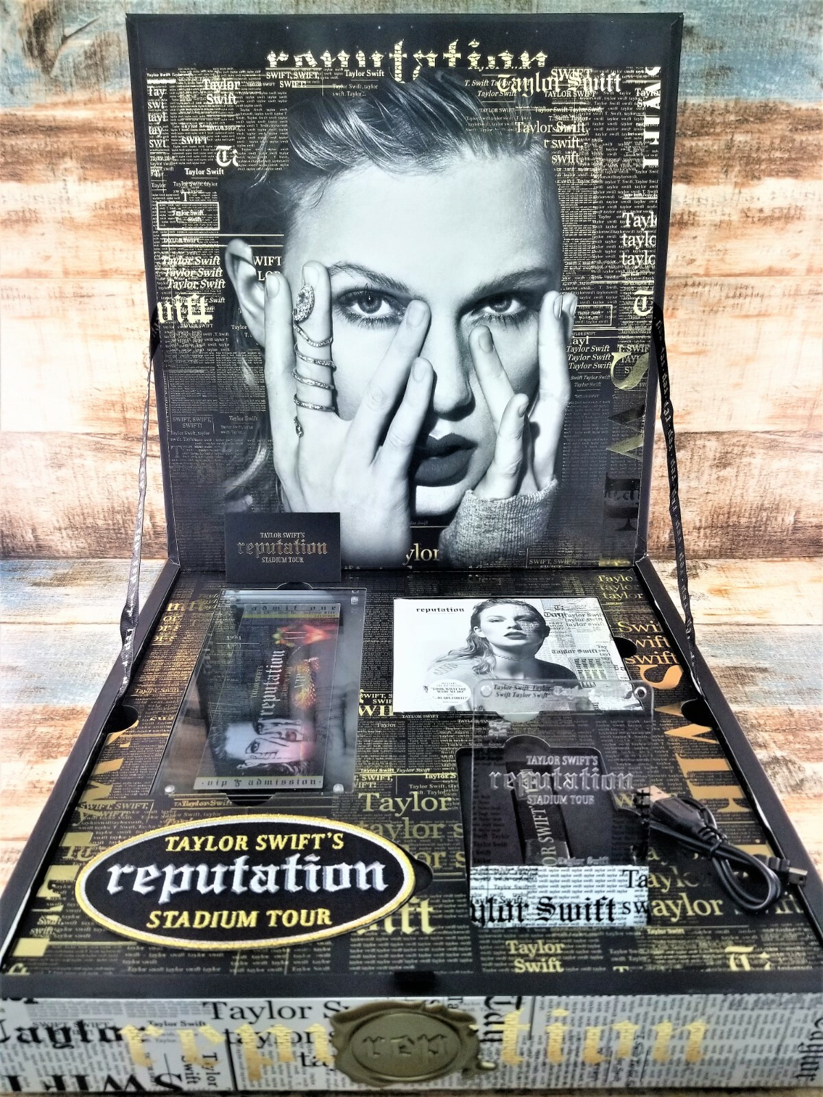 Taylor Swift テイラースウィフト VIP 特典 BOX 【公式通販】