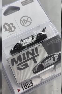 Mini GT #1023 LB Works Lamborghini Aventador - Silver Chrome IMX