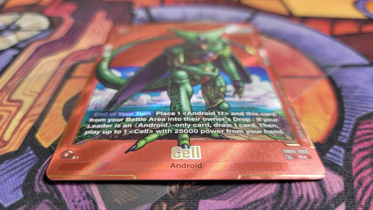 Cell SB01-009 Gold Alternate Art Dragon Ball Manga Booster Card