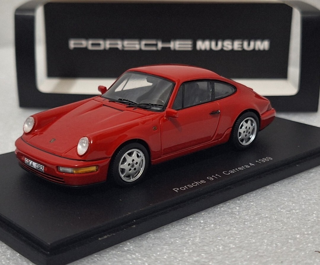 Porsche 911 964 Carrera 4 1989 India Red 1:43 Spark S3415 Porsche