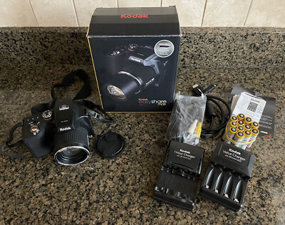 Kodak EasyShare MAX Z990 12.0MP Black Digital Camera 30X Optical