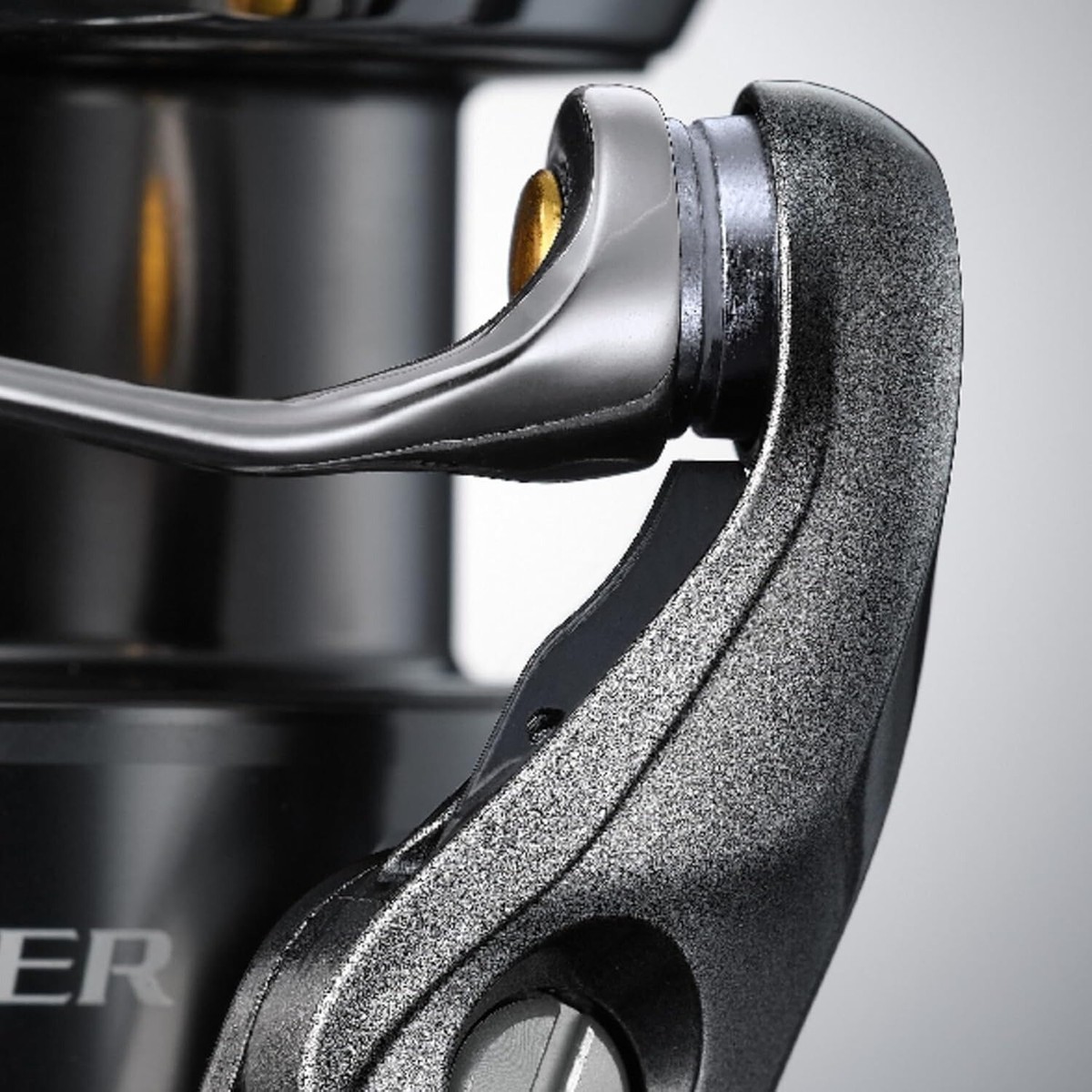 Shimano 24 Twin Power C3000XG Spinning Reel New Japan 2024 Model