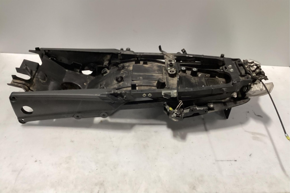 12-23 KAWASAKI NINJA ZX14R ZX14 REAR SUBFRAME SUB FRAME BACK TAIL