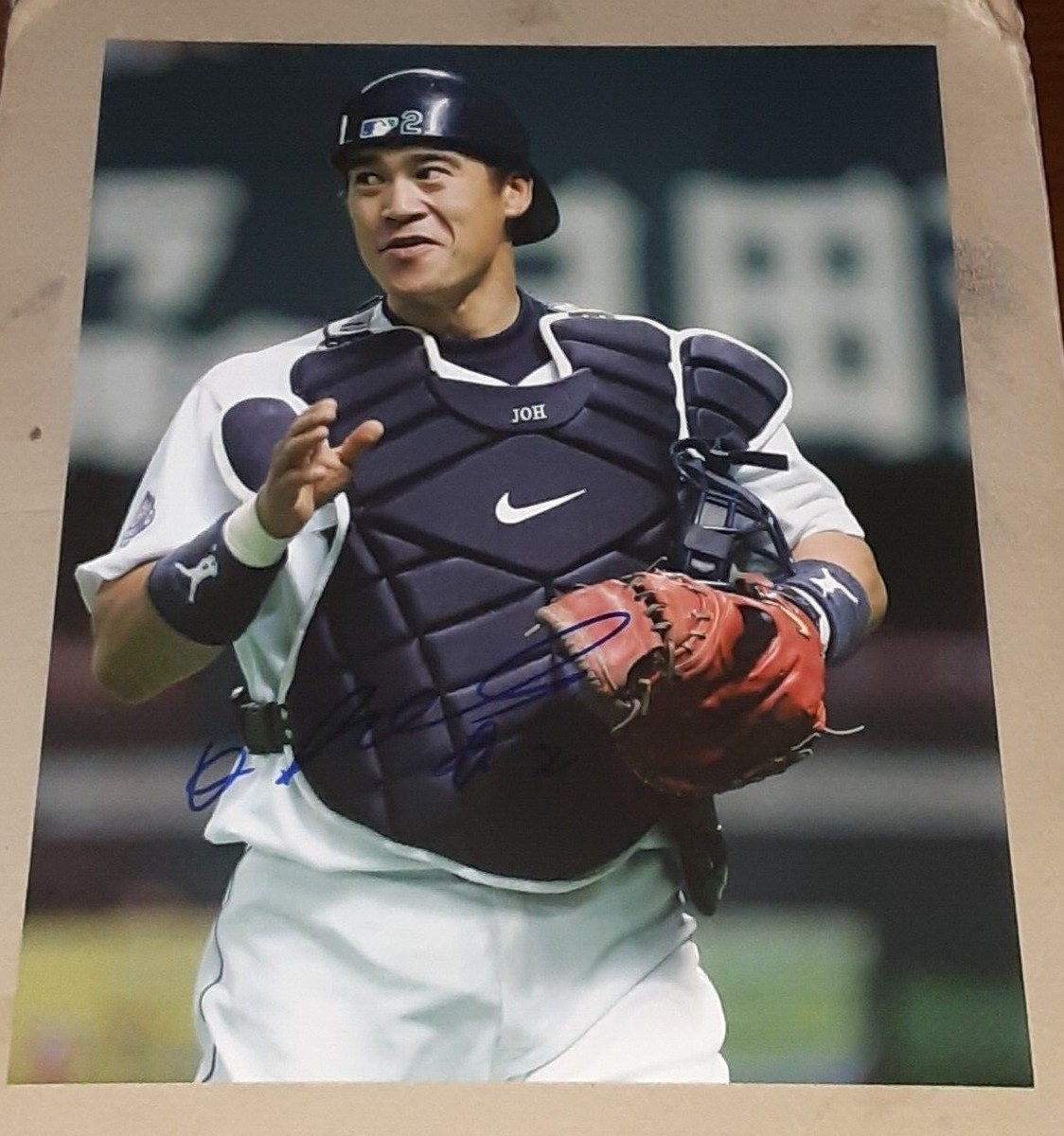 Kenji Johjima Seattle Mariners SIGNED AUTOGRAPHED 8x10 Photo COA