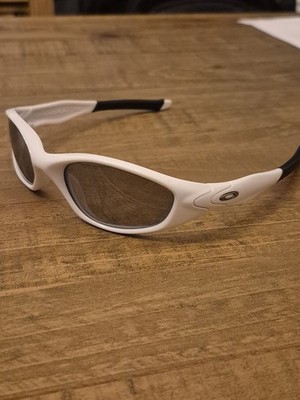 Oakley MINUTES 2.0 - VINTAGE- WHITE - RARE Sunglasses Made In USA