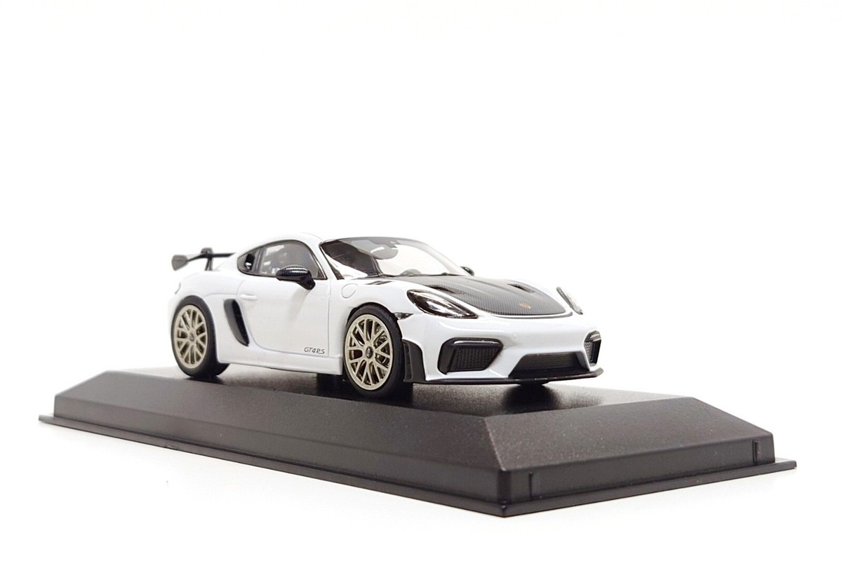 Minichamps 1:43 Porsche 718 Cayman GT4 RS (982) in White / Neodyme
