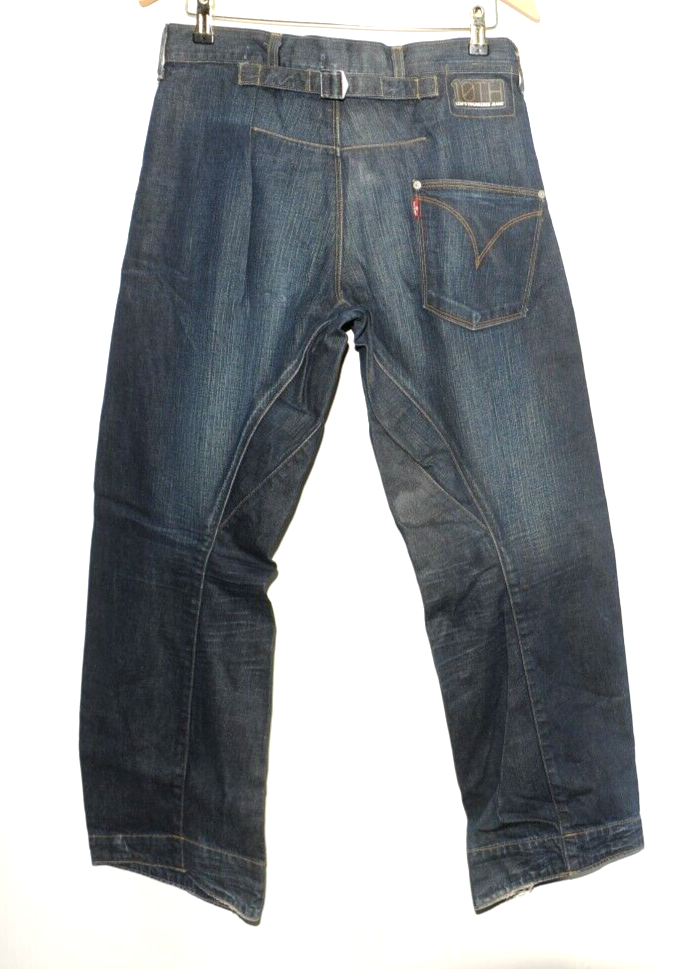 VINTAGE RARE LEVI'S ENGINEERED 10TH YEAR SPECIAL EDITION BUCKLE