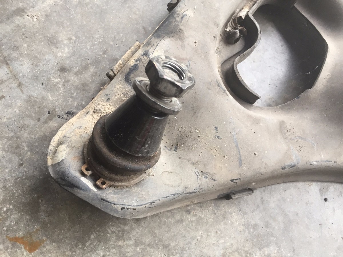 90 - 96 300zx NA Twin Turbo Right Passenger Side Rear lower