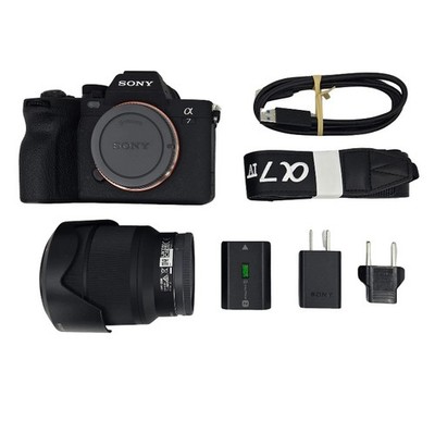 Sony Alpha a7 IV 33MP Mirrorless Camera - Black (FE 28-70mm f/3.5