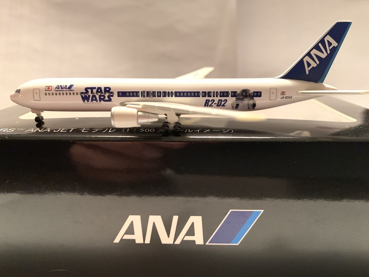 1:500 Star Wars ANA JET R2 D2 Boeing B767-300 With Stand Disney