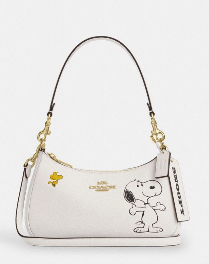 NWT COACH Womens Teri Shoulder Bag With Peanuts Snoopy Motif Chalk