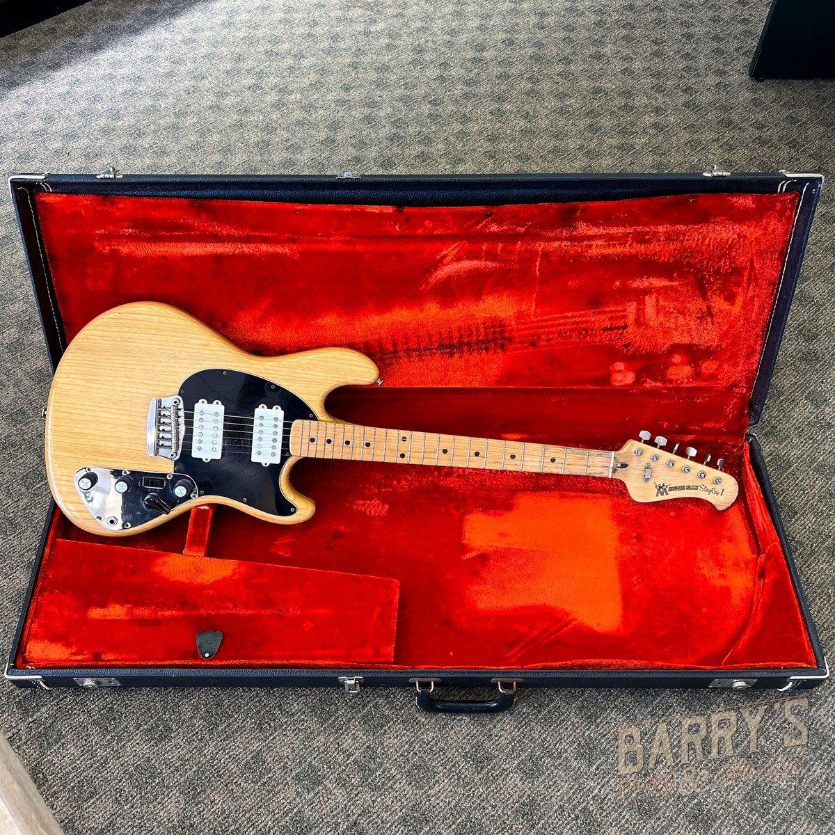 Vintage Music Man Stingray 1 Natural Pre Production 1976 w/ OHSC