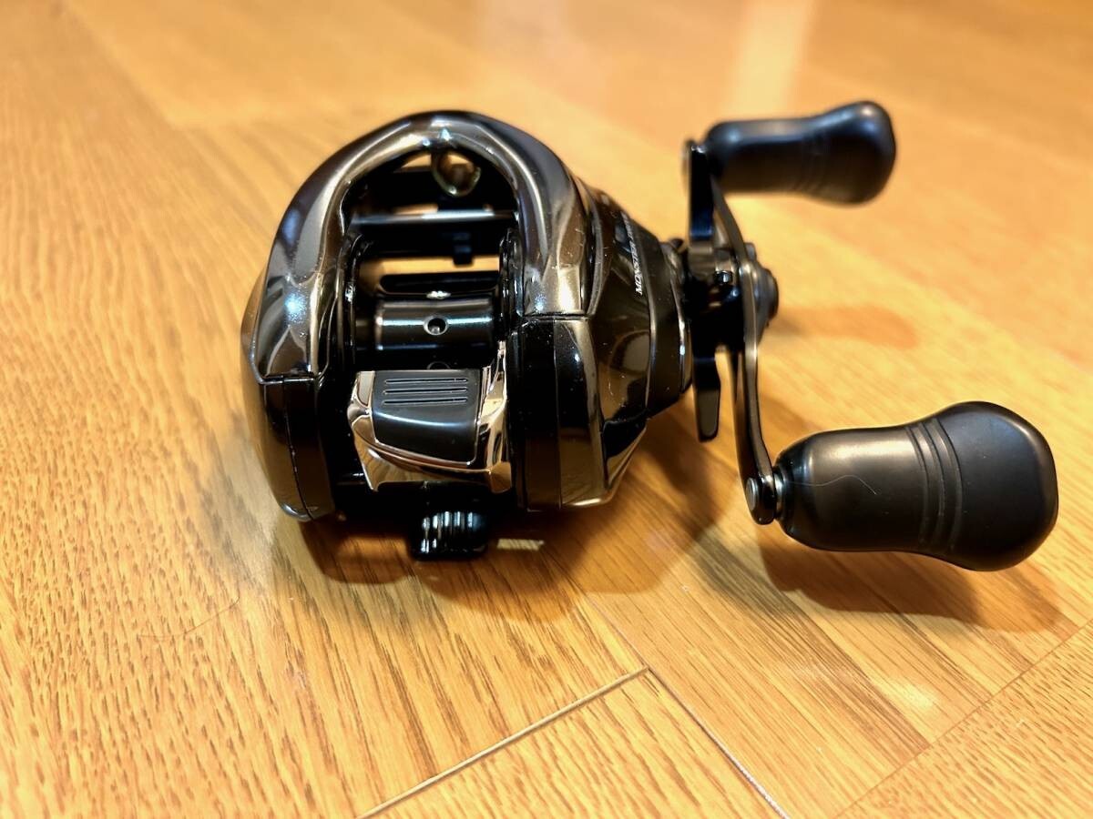 Shimano 18 Antares DC MD XG Right Handle BaitCasting Reel | eBay