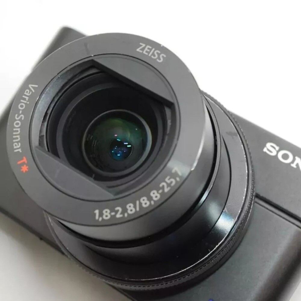 Sony Cyber-shot DSC-RX100M4 RX100 IV 20MP 2.9xOptical Zoom Digital