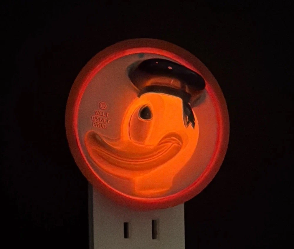 Donald Duck Disney Night Lights (1968-Now) for sale | eBay