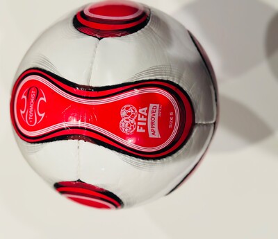 Adidas Teamgeist FIFA World Cup Germany 2006 Official Match Soccer