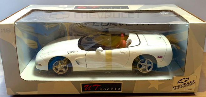 Vintage UT Models Corvette Convertible White 1:18 Diecast Car Rare