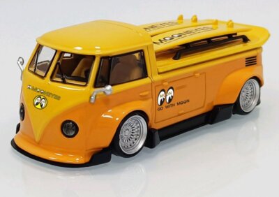 VW Volkswagen T1 Pick up + surf Boards - Mooneyes - LMLF 1:64 | eBay