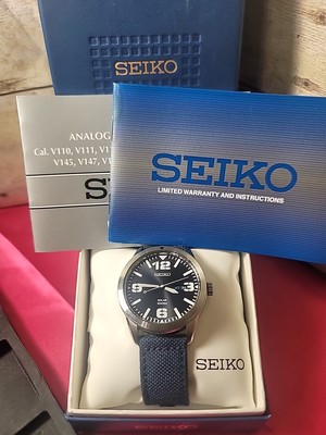 Seiko Solar Men V158-0AR0 Military Black blue Dial 43mm Canvas