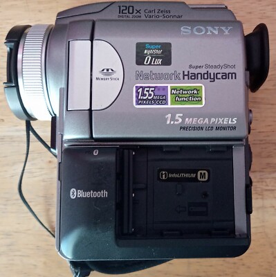 Sony DCRPC120 NTSC MiniDV Camcorder 2.5-inch LCD 1.5 MegaPixel