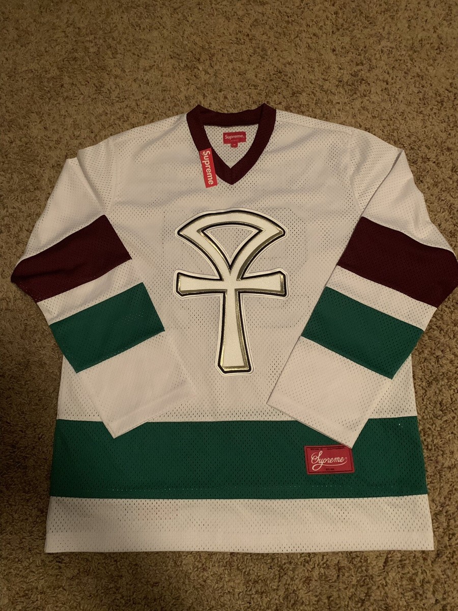 入手困難!!】シュプリーム ✈︎ 刺繍 18SS Ankh Hockey 【公式通販】