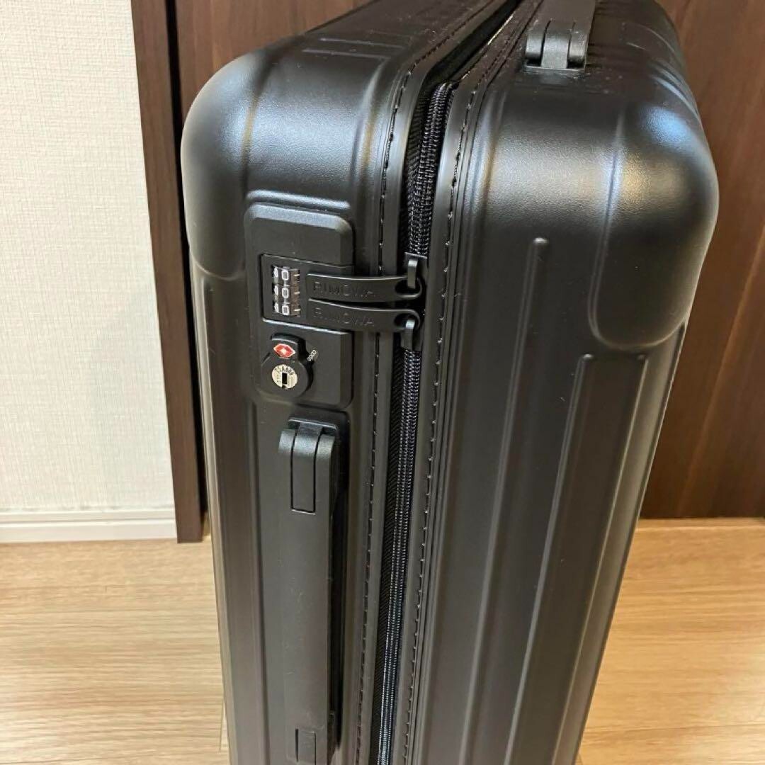 Rimowa Essential Cabin S 34L Matte Black 4-wheels Carry Case