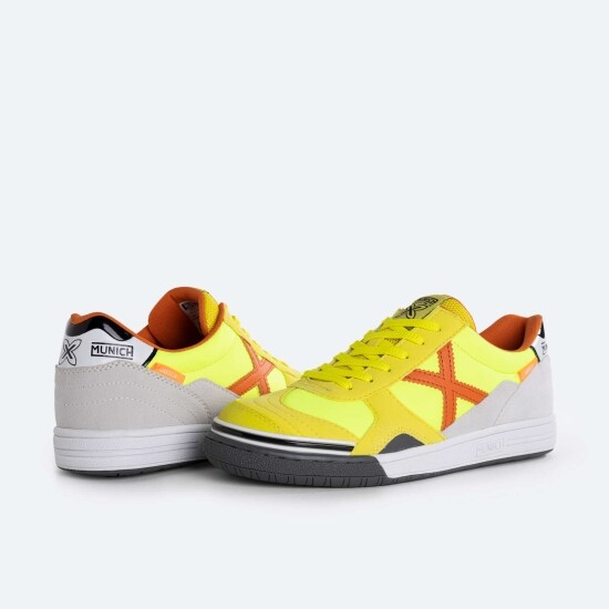 Munich Gresca 307 Yellow White Futsal Shoes - Men's Top Indoor