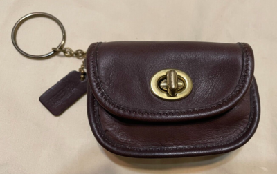 RARE!!! DARK BROWN COACH VINTAGE MINI CITY KEY FOB LEATHER COIN