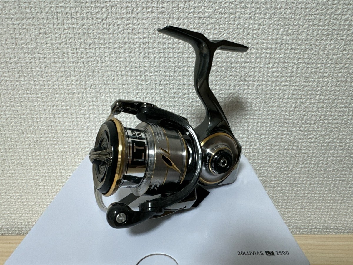 DAIWA LUVIAS 2500 リール Luvias 2500 スピニングリール ルビアス