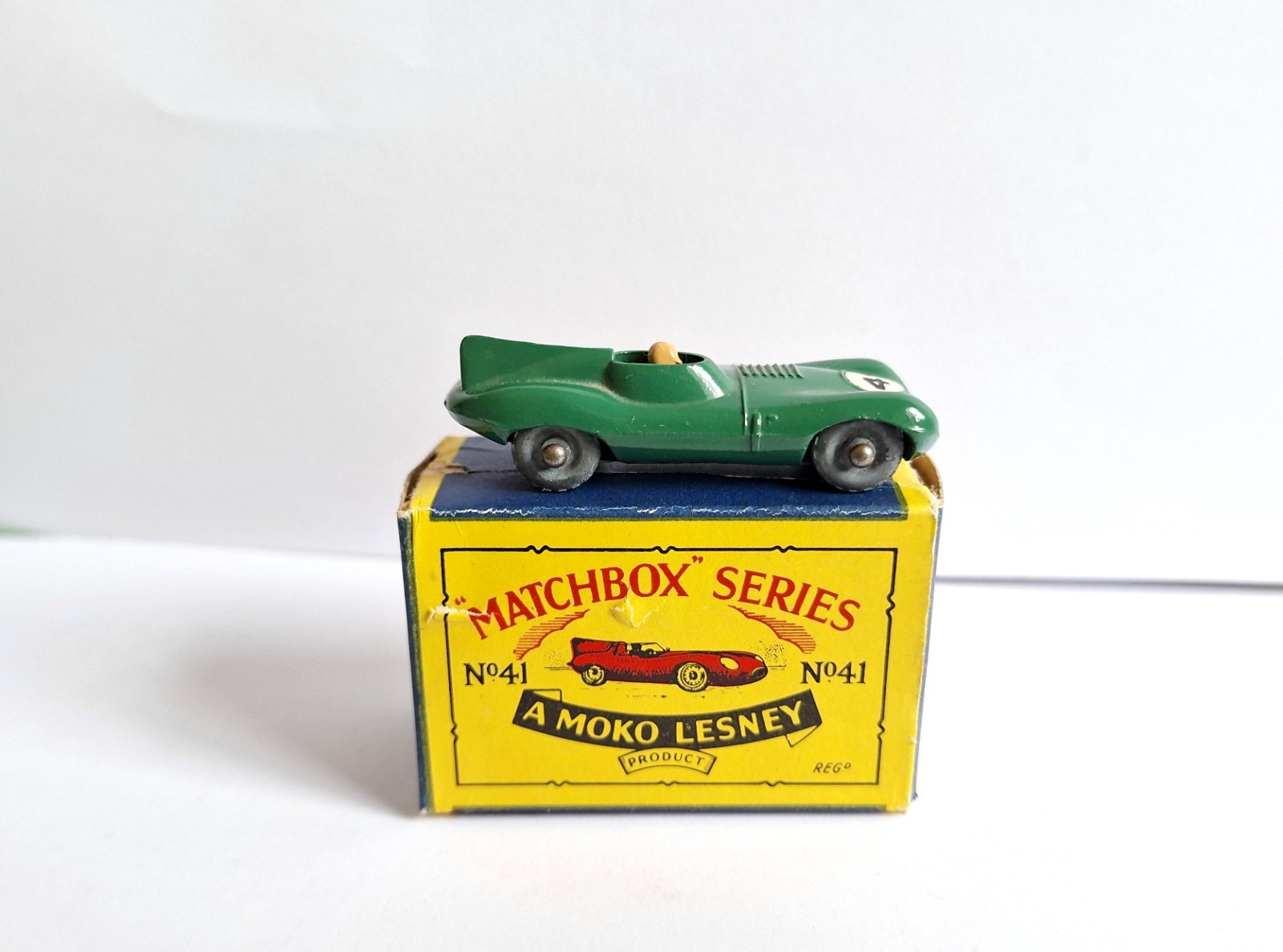 Matchbox 41b, Jaguar (D) Type - Free Price Guide & Review