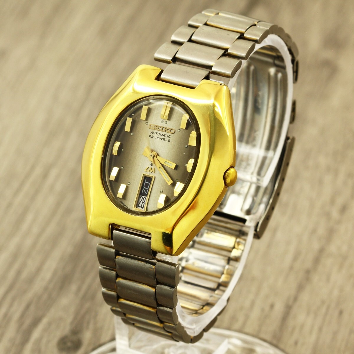 Seiko LM Lord Matic 5606-5100 RARE vintage automatic Japan