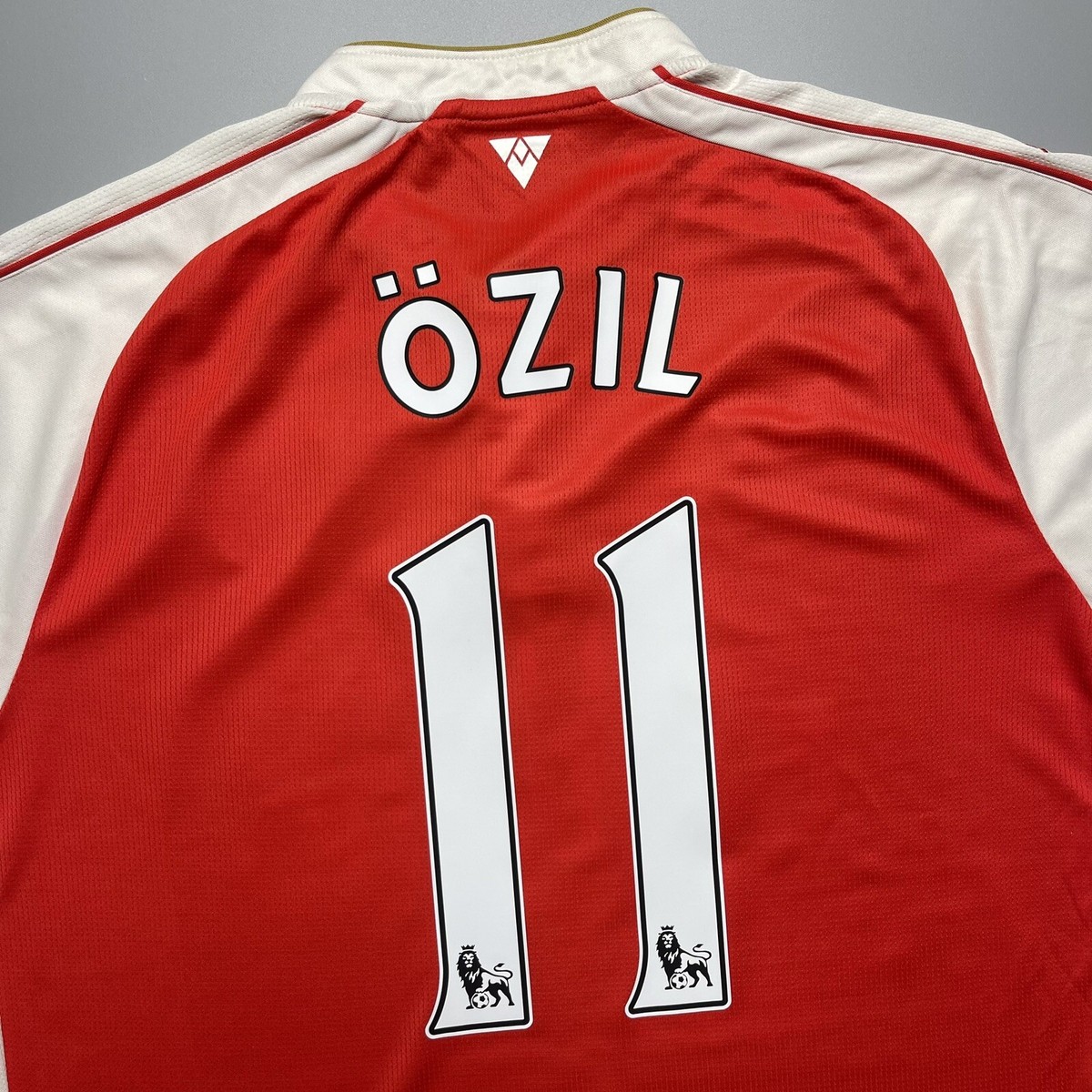 ARSENAL PUMA 2015/2016 FOOTBALL SOCCER HOME JERSEY #11 OZIL SIZE