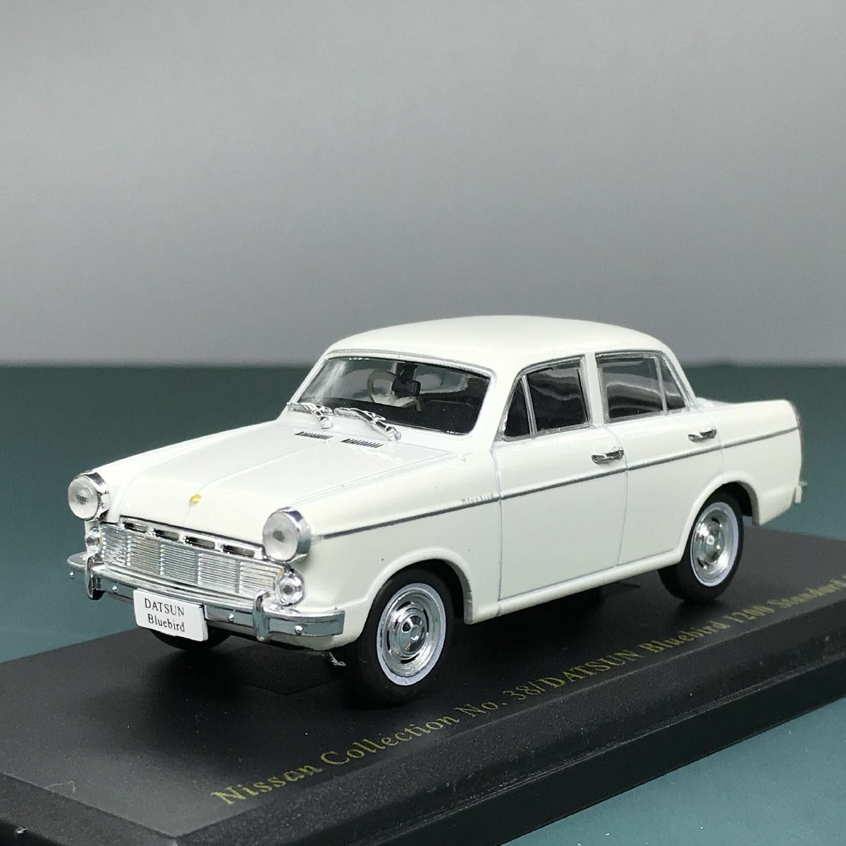 1/43 ignition model Bluebird #262 1:43 ignition model IG0262