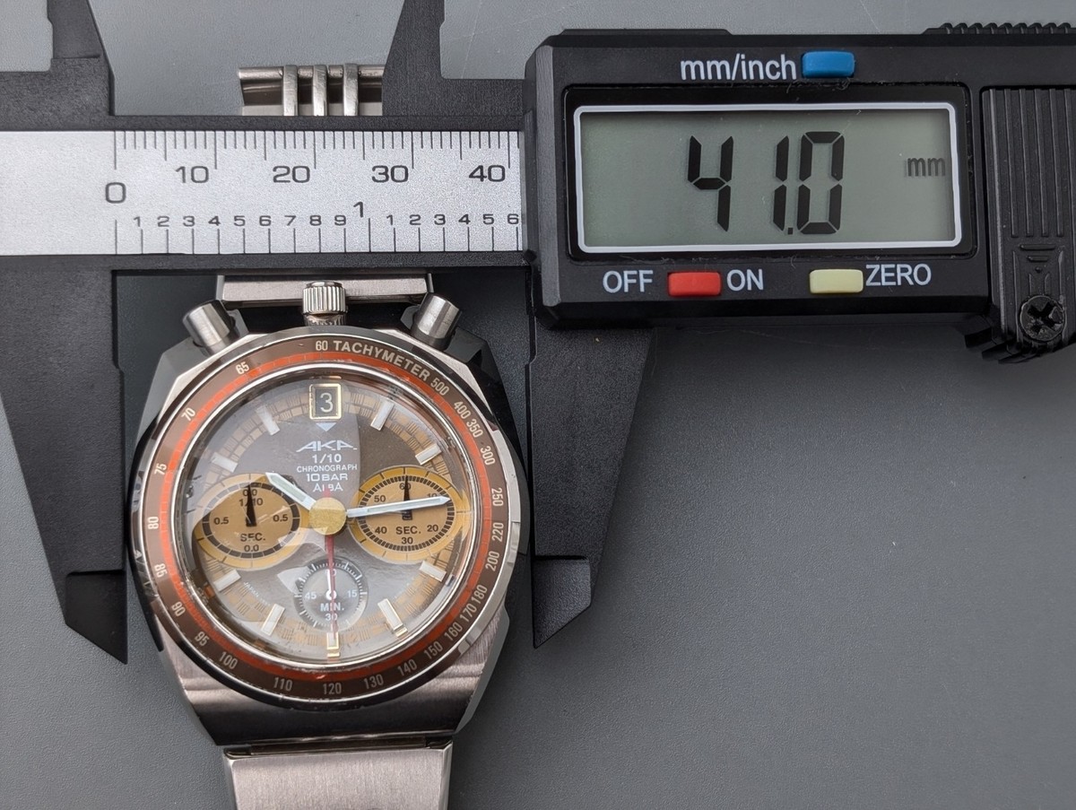 SEIKO ALBA AKA Bullhead V657-6060 Brown Dial Chronograph Quartz